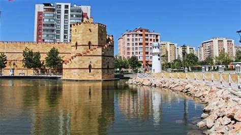  Taizhou Zhongshan Parkı: Tarihi Mirasın Kalbinde Yeşillik ve Huzur