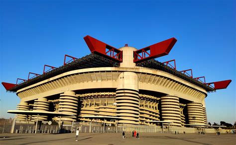 San Siro Stadyumu: Futbol Tutkunları İçin Bir Mekke!